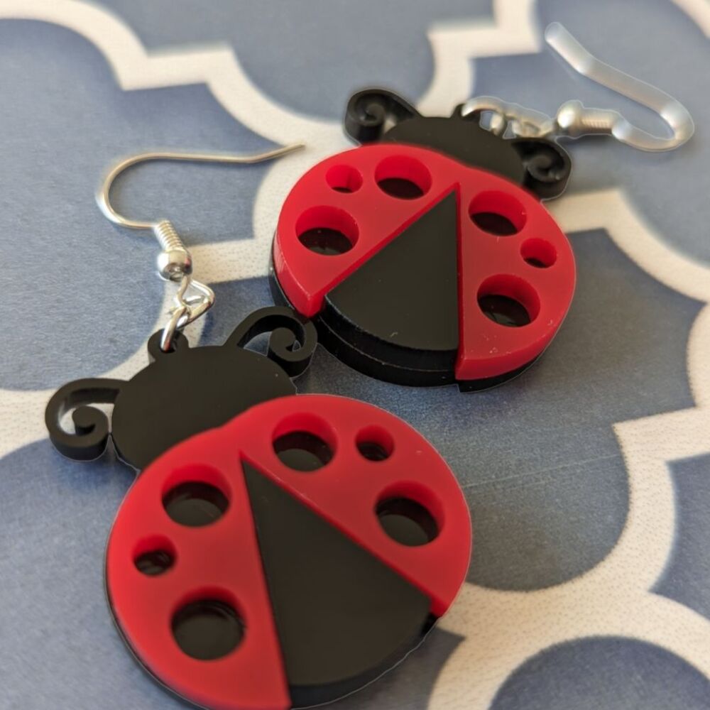 Red acrylic ladybug earrings