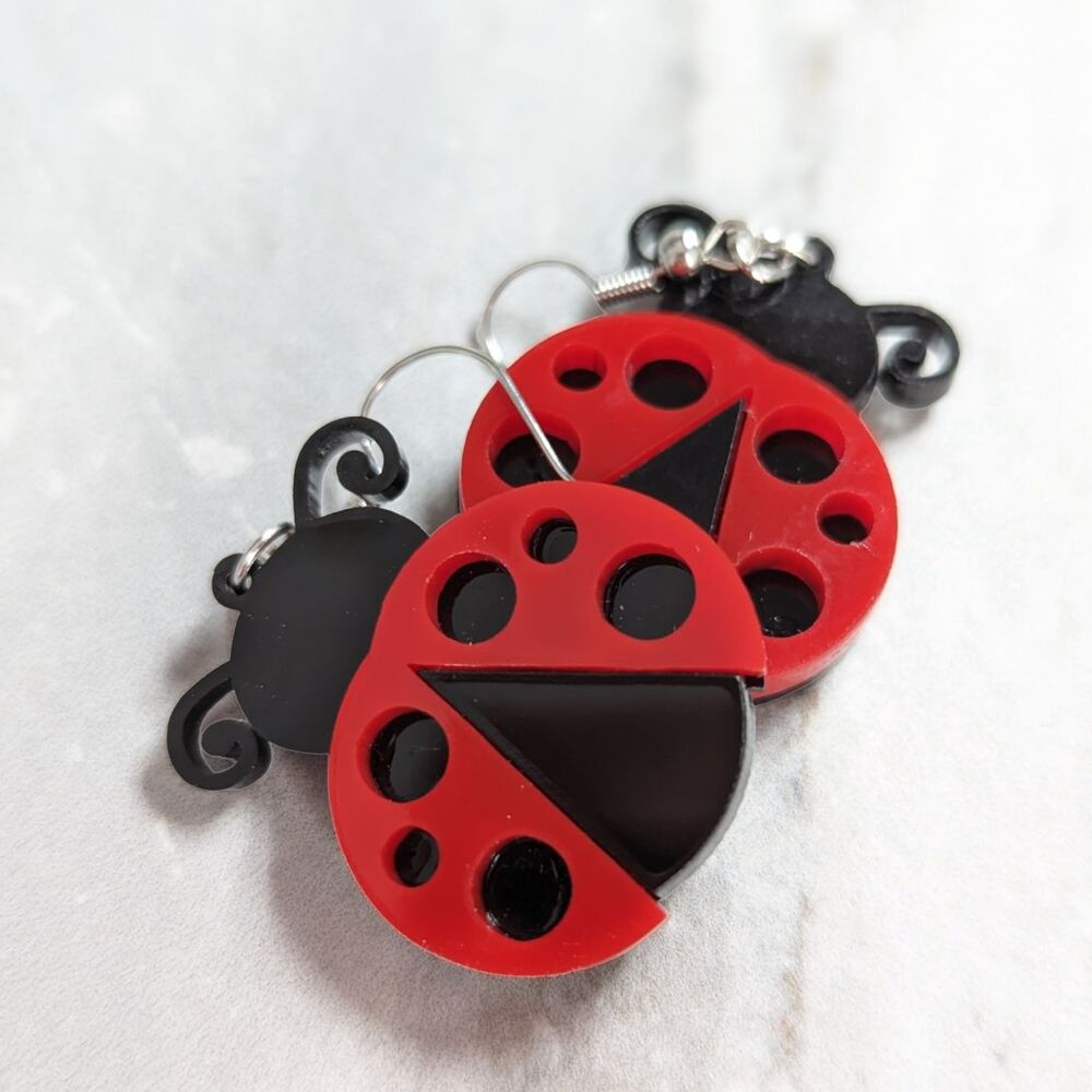 Red acrylic ladybug earrings