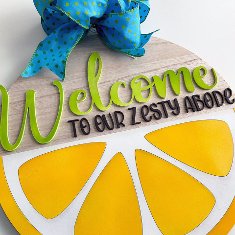 product image of a welcome lemon sign